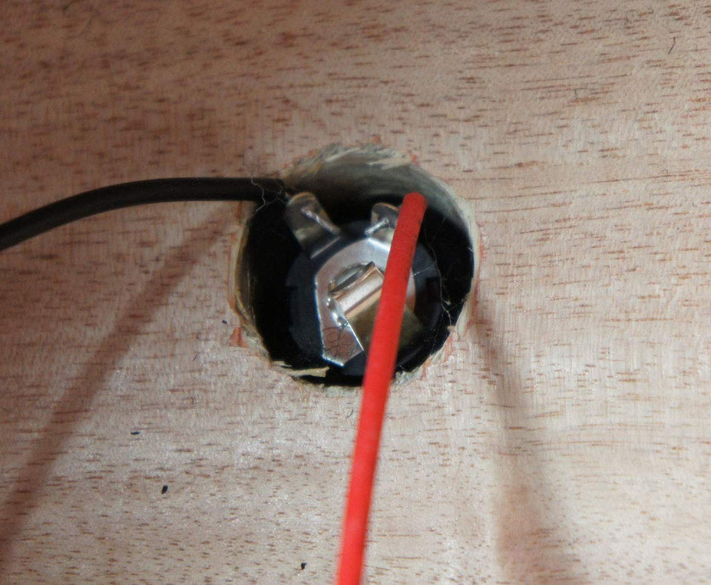 Empty Guitar Speaker Cabinet 15" with 1/4" Jack N787962