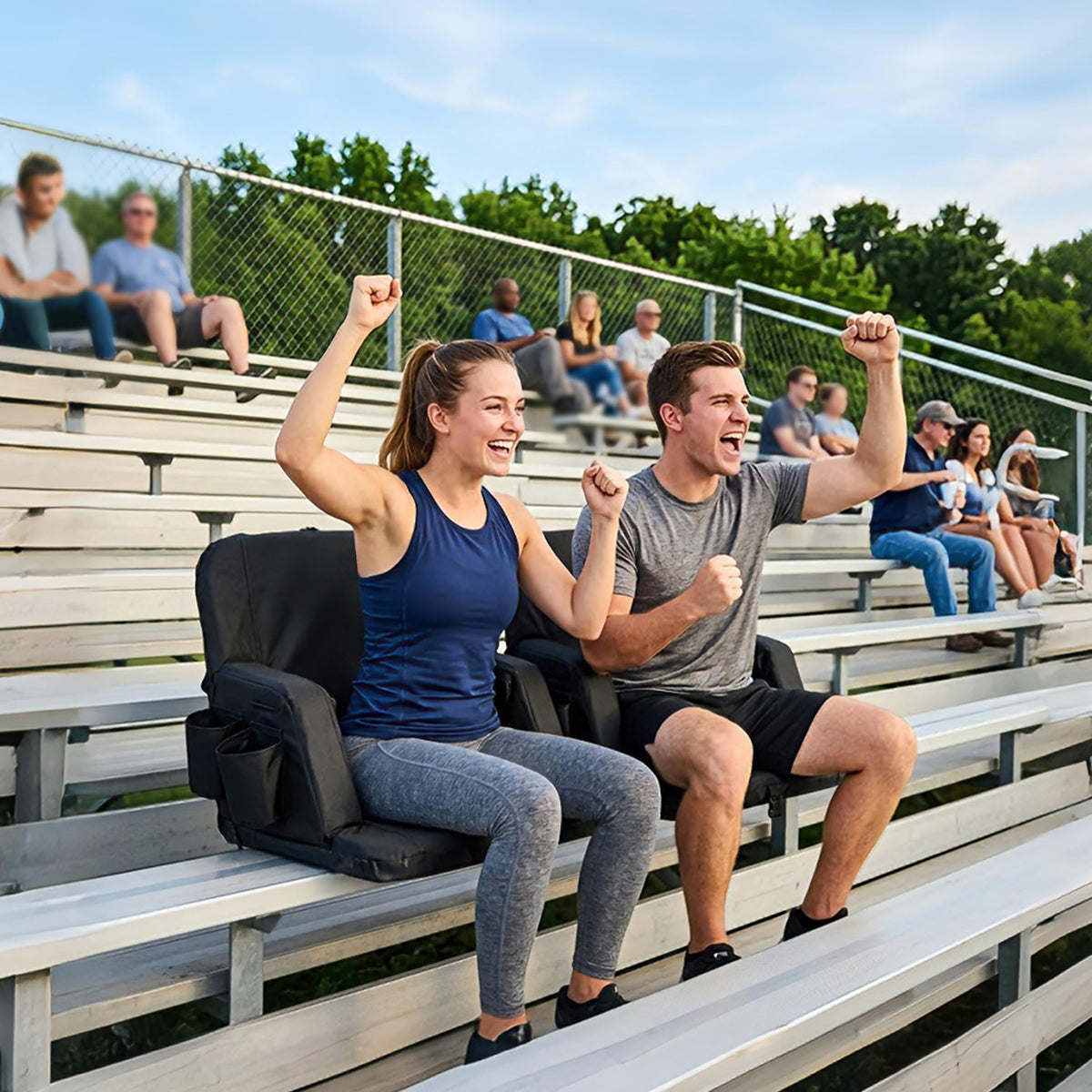 Foldable Stadium Seats 2-Pack with Shoulder Straps X62792